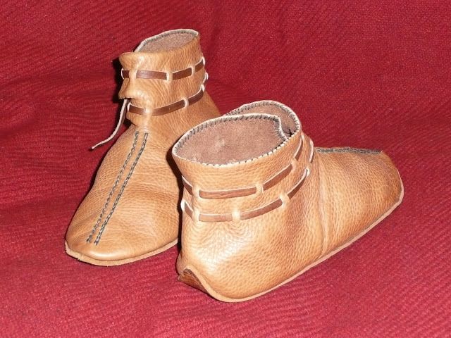 Anglo-saxon shoes