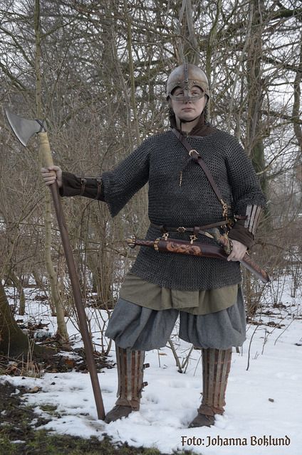 Anglo-Saxon warrior clothing