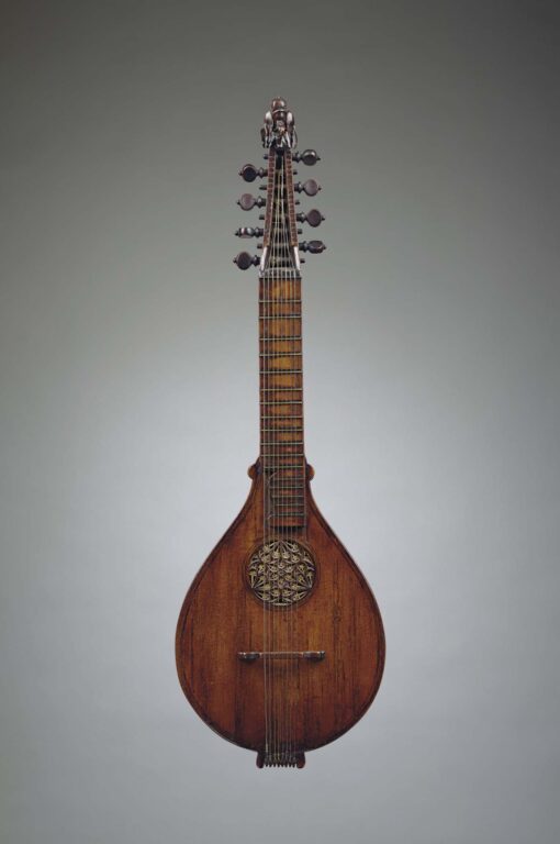 Cittern Elizabethan string instrument