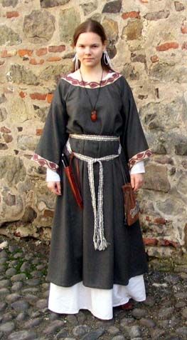 a-representation-of-anglo-saxon-women